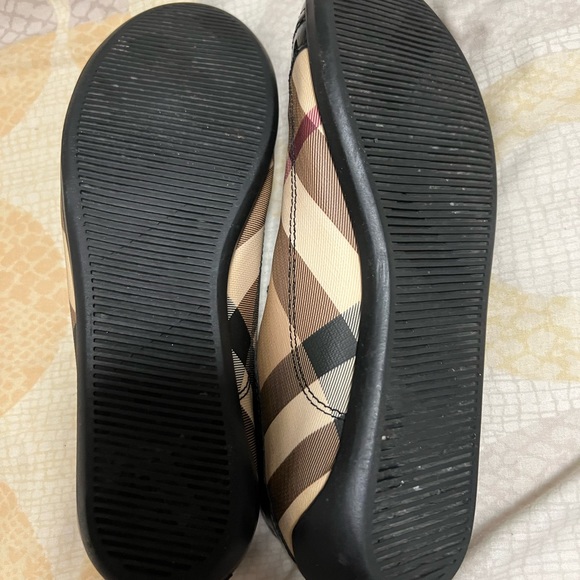 Burberry shoes, size38 - Picture 2 of 4